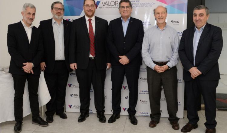 Daniel Pomerantz, Gabriel  Gorenstein, Ariel Eichbaum, Claudio Avruj, Ernesto Tocker y Leonardo Szuchet.